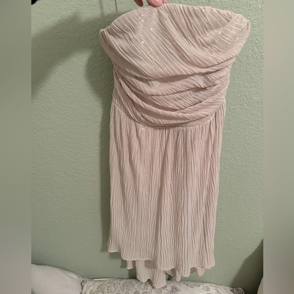 EXPRESS Sleeveless High-low Cream with Shine Dress Size 4